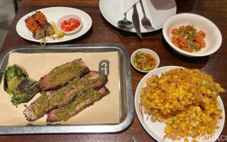 Bukan Sekadar Estetik: Kenapa Tren 'Indonesian Fusion Smokehouse' Kaki Lima Jadi Obsesi Kuliner Malam Agustus 2026?